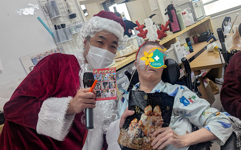 ケアリー甲斐竜王にてクリスマス会を開催しました