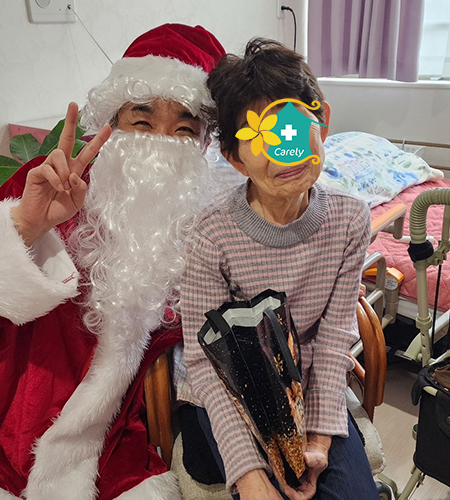 ケアリー甲斐竜王にてクリスマス会を開催しました