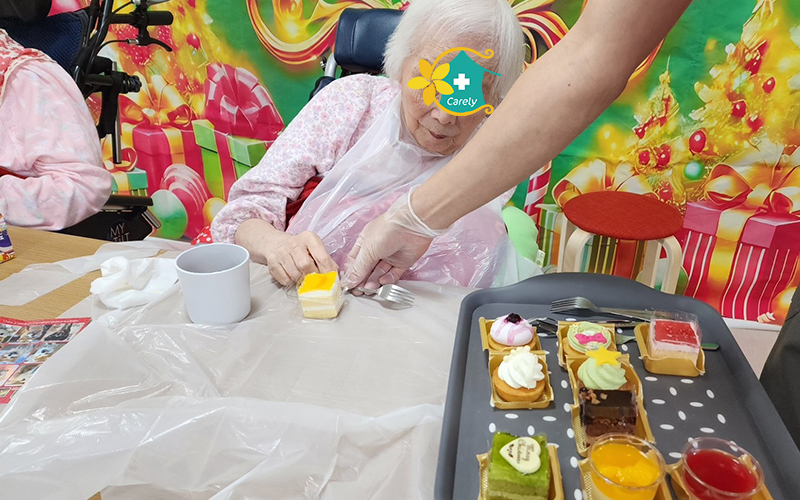 ケアリー甲斐竜王にてクリスマス会を開催しました