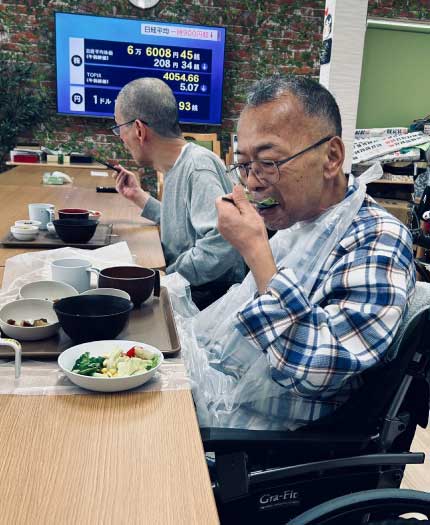 旬の野菜でサラダバー開催！ 